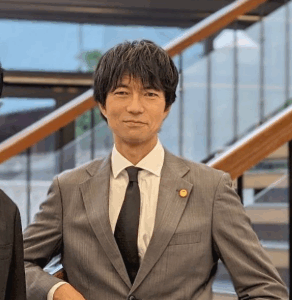 仲村トオルの実家に隠された知られざるルーツと家族の深いエピソード