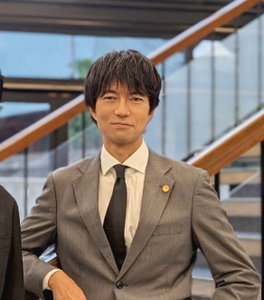 仲村トオルの実家に隠された知られざるルーツと家族の深いエピソード